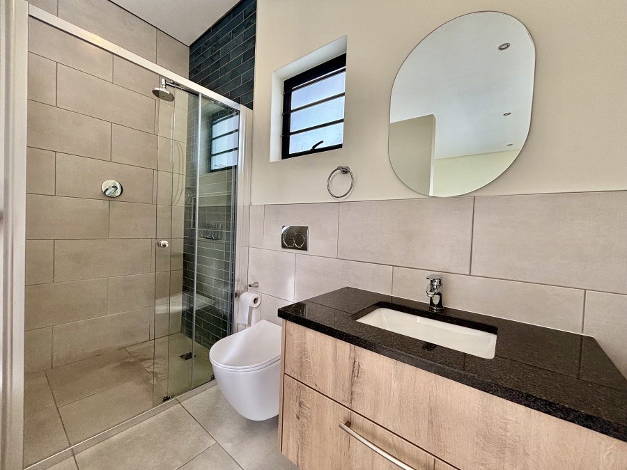To Let 1 Bedroom Property for Rent in Sandown Western Cape